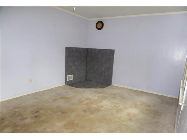 9102 W 87th TerOverland Park, KS, 66212Johnson County