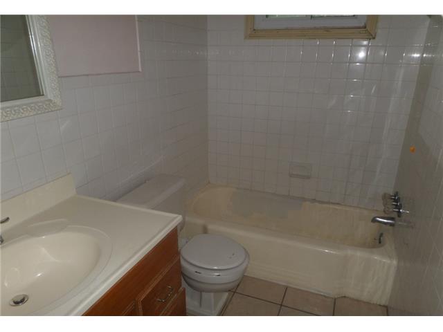 9102 W 87th TerOverland Park, KS, 66212Johnson County