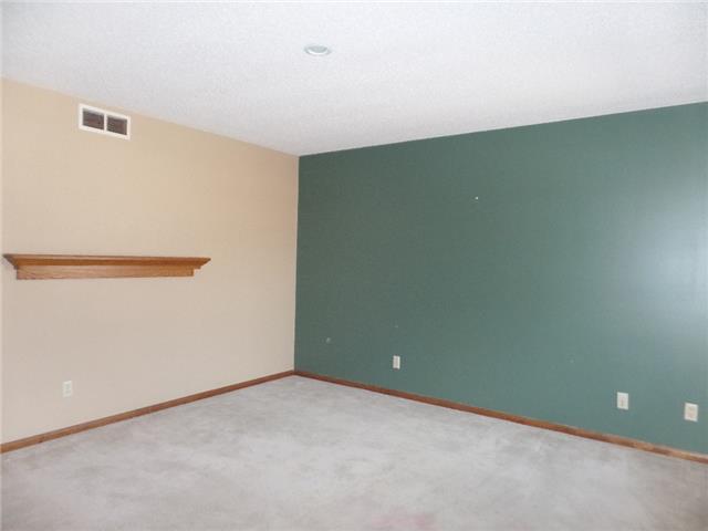 5344 SE 49th StBerryton, KS, 66409Shawnee County