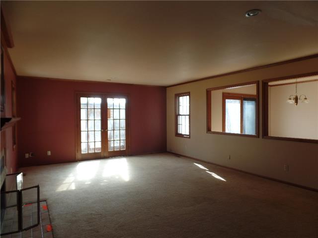 5344 SE 49th StBerryton, KS, 66409Shawnee County
