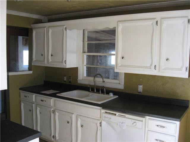 2101 Northview DrManhattan, KS, 66502Riley County