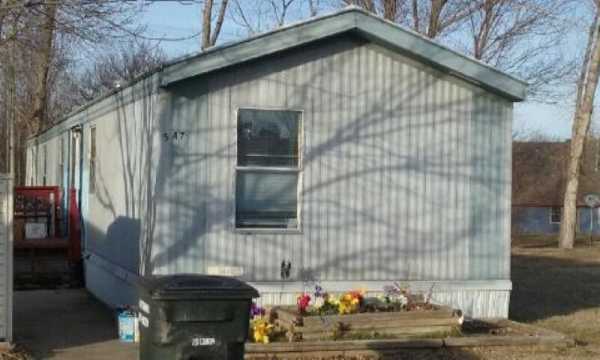 Colonial Gardens 3000 Tuttle Creek Blvd., #547Manhattan, KS 66502