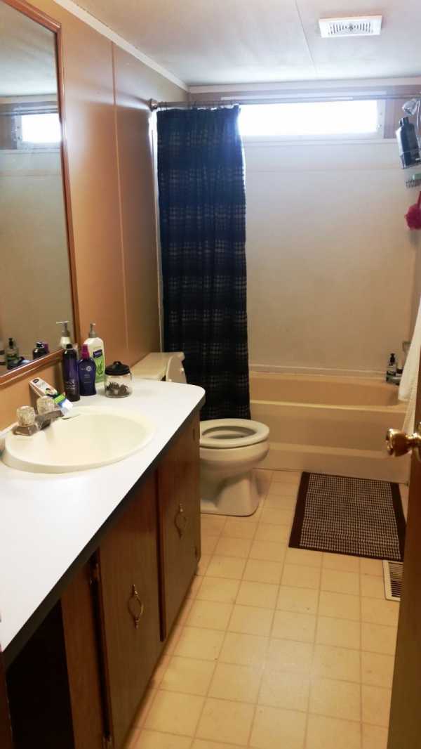 Colonial Gardens 3000 Tuttle Creek Blvd., #590Manhattan, KS 66502