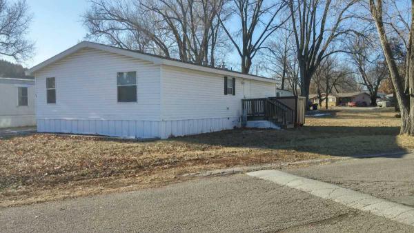 Blue Valley 730 Allen RD #44Manhattan, KS 66502