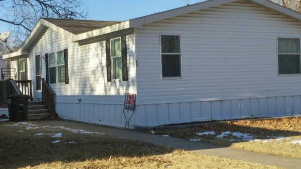 Blue Valley 730 Allen RD #44Manhattan, KS 66502