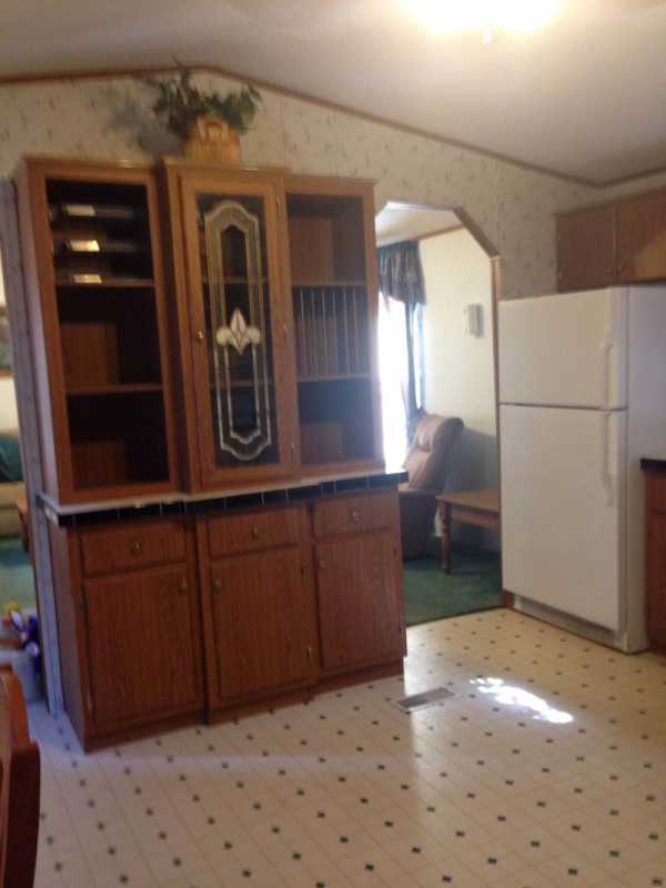 Colonial Gardens 3000 Tuttle Creek Blvd., #327Manhattan, KS 66502