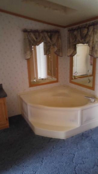 Riverchase 4440 Tuttle CreekManhattan, KS 66502