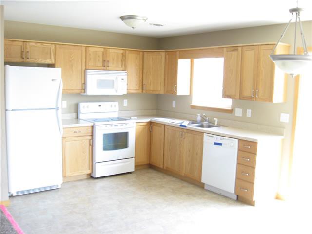 522 Stone Pointe DrManhattan, KS, 66503Riley County