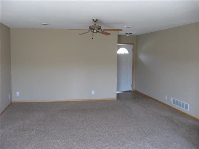 522 Stone Pointe DrManhattan, KS, 66503Riley County