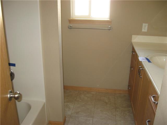 522 Stone Pointe DrManhattan, KS, 66503Riley County