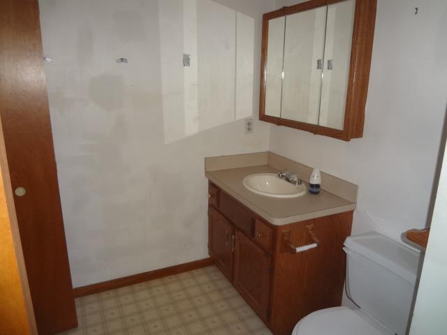 3325 Gary AveManhattan, KS, 66503Riley County