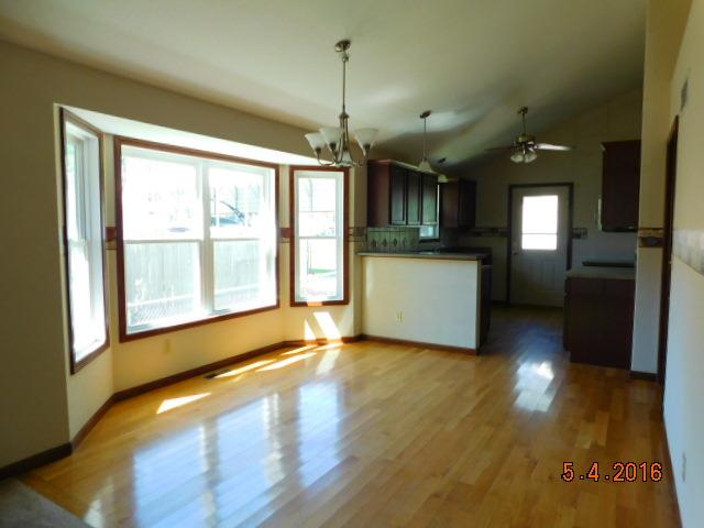 531 Pine StRossville, KS, 66533Shawnee County