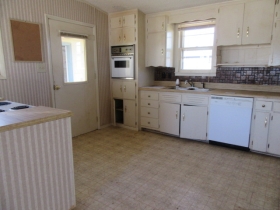3400 Beach DrVassar, KS, 66543Osage County