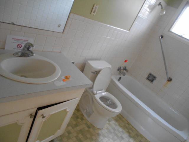 1507 SW Indian TrlTopeka, KS, 66604Shawnee County