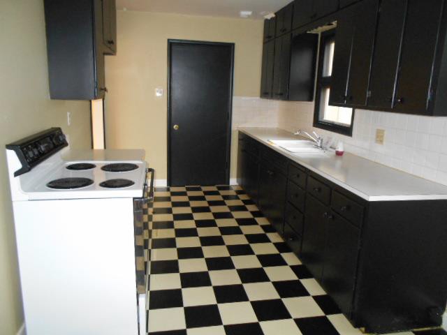 1507 SW Indian TrlTopeka, KS, 66604Shawnee County