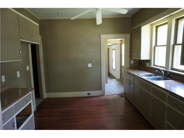 1832 SW Lincoln StTopeka, KS, 66604Shawnee County