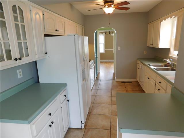 1422 SW Collins AveTopeka, KS, 66604Shawnee County