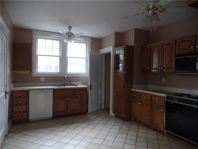 1235 SW College AveTopeka, KS, 66604Shawnee County