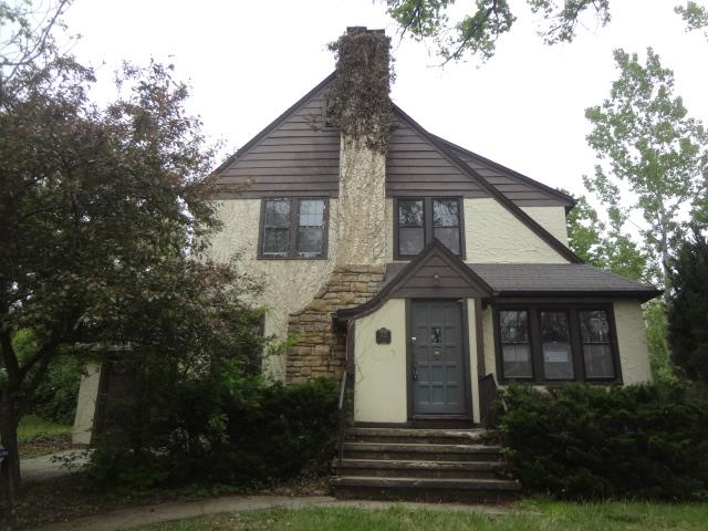 2844 SE Maryland AveTopeka, KS, 66605Shawnee County