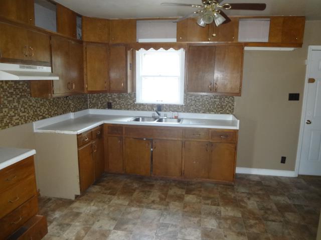 2820 SE Maryland AveTopeka, KS, 66605Shawnee County