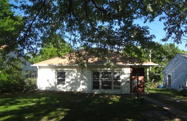 828 SW Parkview StTopeka, KS, 66606Shawnee County