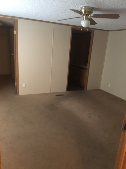 Meadowood 1900 NW Lyman Road, #24Topeka, KS 66608