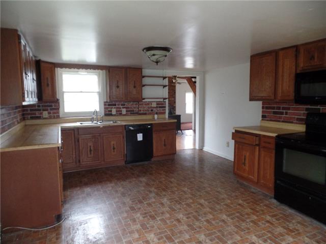 1928 NW Polk StTopeka, KS, 66608Shawnee County