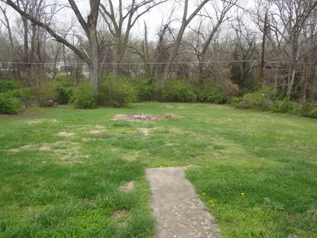 4013 SE Truman AveTopeka, KS, 66609Shawnee County