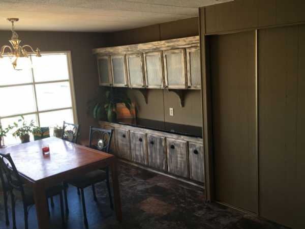 Ridgewood Estates 1203 SE 42nd StreetTopeka, KS 66609