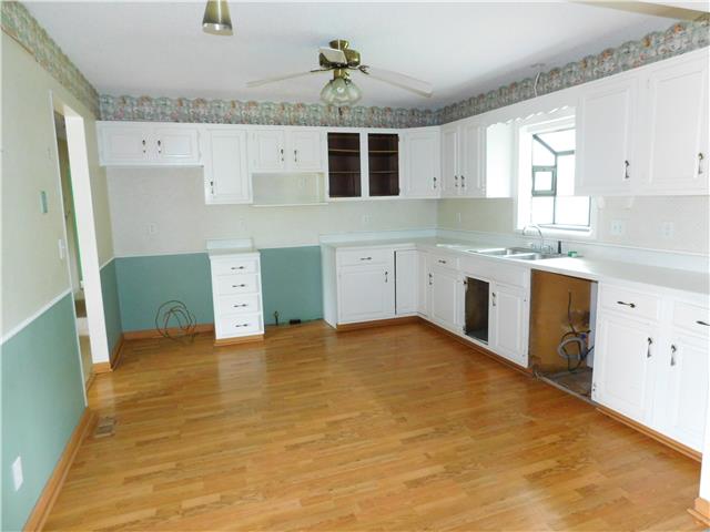 1149 SE 43rd StTopeka, KS, 66609Shawnee County