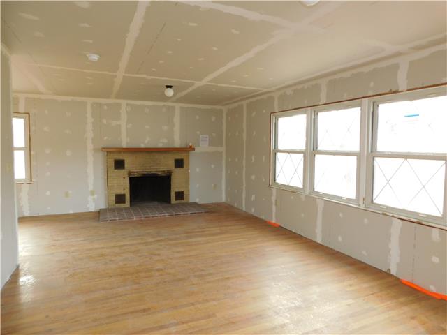 2910 SW Burlingame RdTopeka, KS, 66611Shawnee County