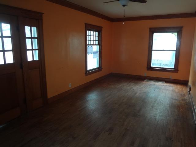 1733 SE Quincy StTopeka, KS, 66612Shawnee County