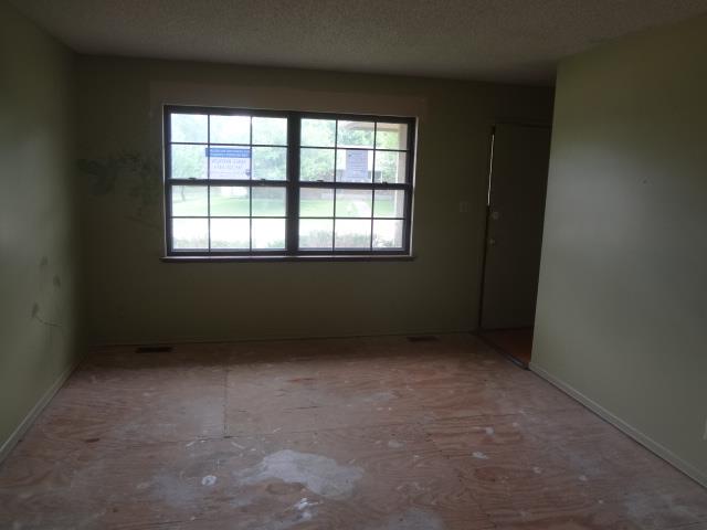 3425 SW Moundview CirTopeka, KS, 66614Shawnee County