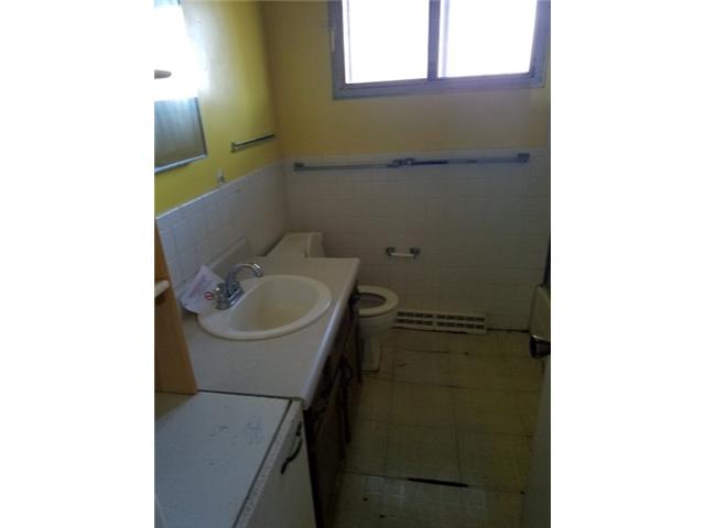 7022 SW Crestwood DrTopeka, KS, 66619Shawnee County