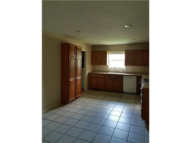 606 W 11th StBaxter Springs, KS, 66713Cherokee County
