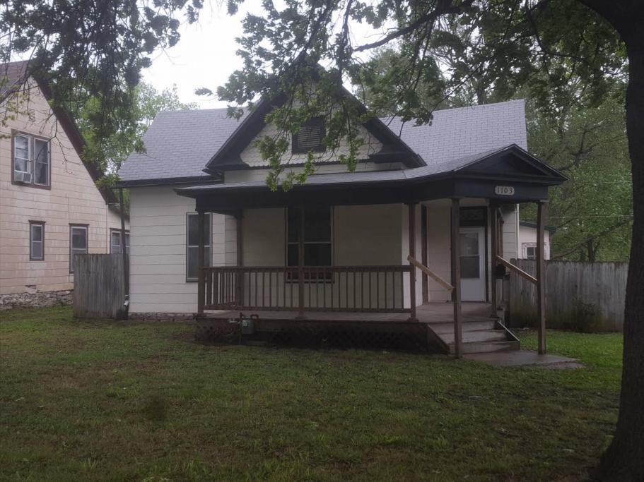 1103 S Santa Fe AveChanute, KS, 66720Neosho County