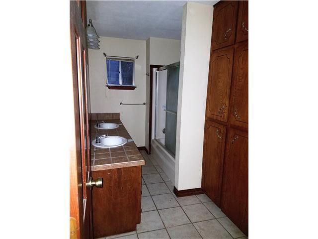 420 W 16th StGalena, KS, 66739Cherokee County