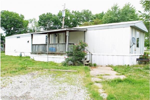 Whispering Pines Mobile Home Park 101 GlennwayPittsburg, KS 66762