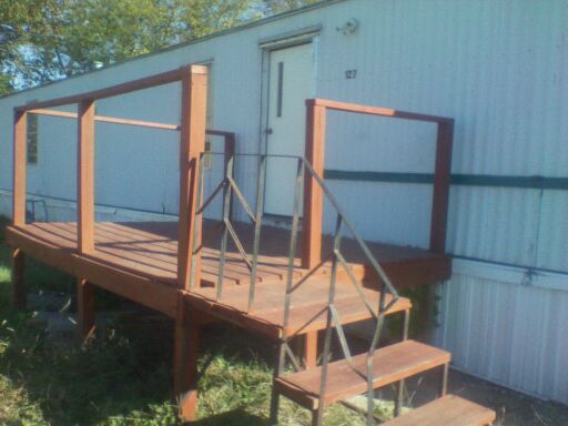 Whispering Pines Mobile Home Park 127 DevonnaPittsburg, KS 66762