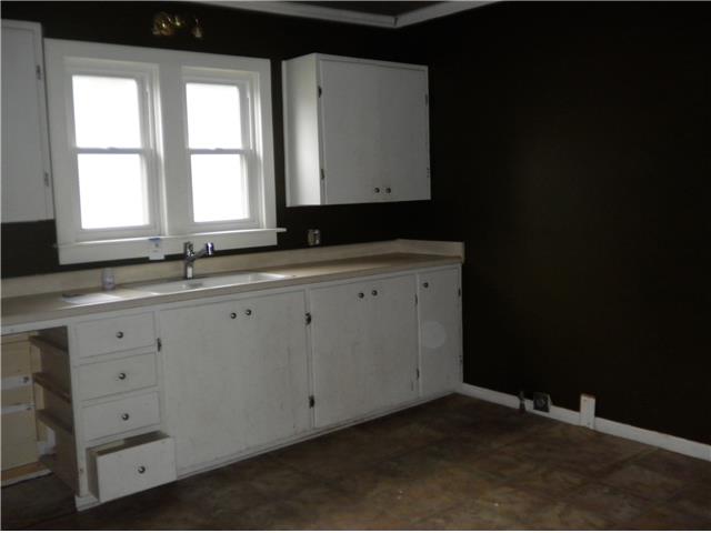 324 S Catalpa StPittsburg, KS, 66762Crawford County