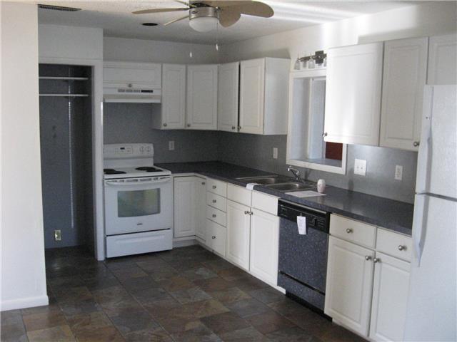 144 Lakeside DrCouncil Grove, KS, 66846Morris County