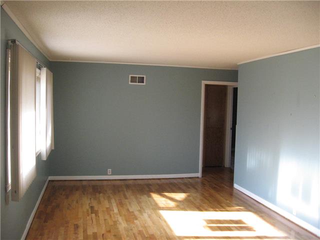 144 Lakeside DrCouncil Grove, KS, 66846Morris County