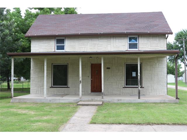 242 ForestMarion, KS, 66861Marion County