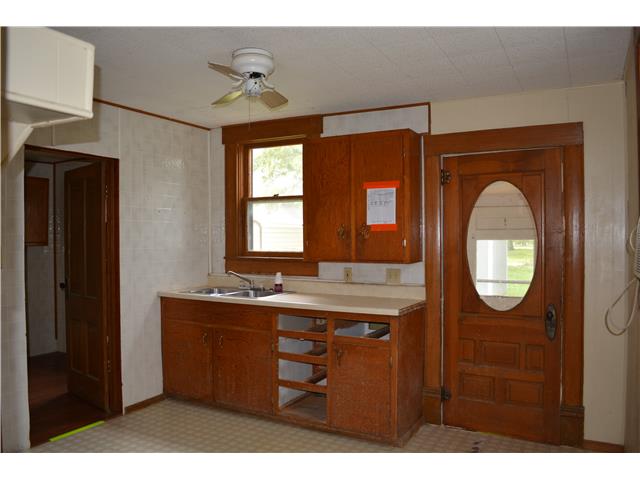 313 W 4th StWaverly, KS, 66871Coffey County