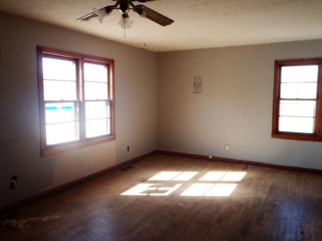 445 W 12th StConcordia, KS, 66901Cloud County