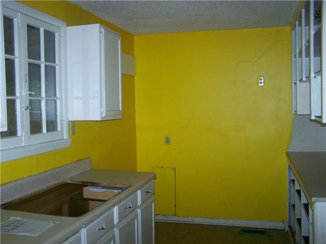 319 E Broadway AveAugusta, KS, 67010Butler County