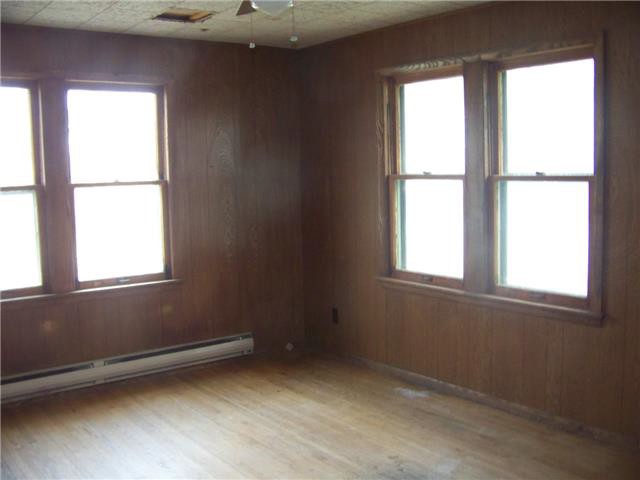 222 S Kansas AveBurrton, KS, 67020Harvey County