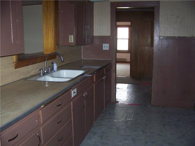 222 S Kansas AveBurrton, KS, 67020Harvey County