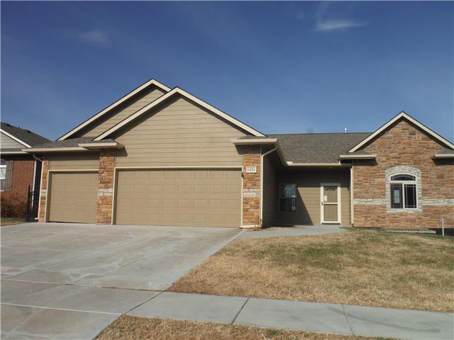1424 E Summerlyn DrDerby, KS, 67037Sedgwick County