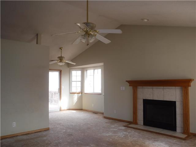 232 W Tall Tree RdDerby, KS, 67037Sedgwick County